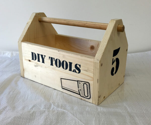 ツールボックスを作る　DIY教室、山田芳照：ツールボックスデザイン、DIY技術監修、DIY講師