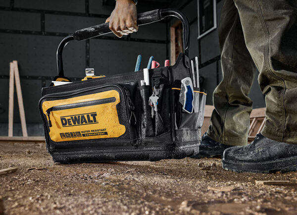 DeWaltのロゴが最高！　DeWalt ツールトートバッグ