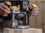 パワーがある　DeWalt 20V MAX XR コードレスプランジルーター